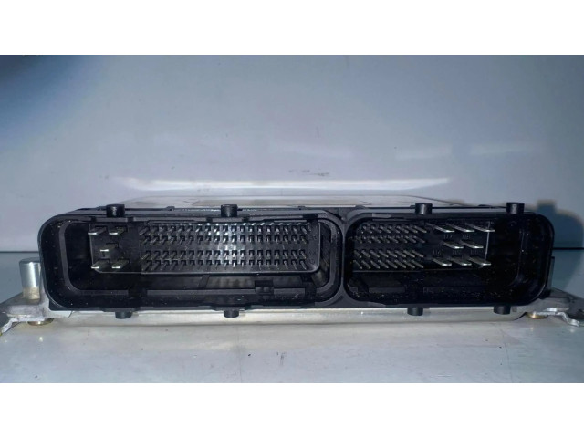 Řídící jednotka 391004A720, CENTRALITAMOTORUCE   KIA Sorento 