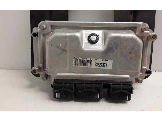 Блок управления двигателем ECU 0261208301   Peugeot 307 CC      