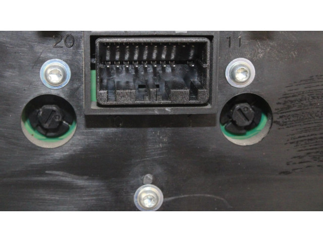 Přístrojová deska  Jeep Cherokee III KJ  04828962AB  