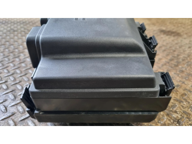Блок предохранителей  LX6T14D068, LX6T14D068NAB   Ford Escape IV    