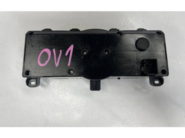 Блок управления климат-контролем A1669001205, A1669022703   MercedesBenz GLE (W166 - C292)