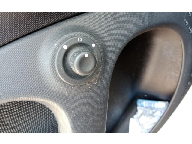 Зеркало электрическое        Smart ForFour I  2004 - 2006 года   