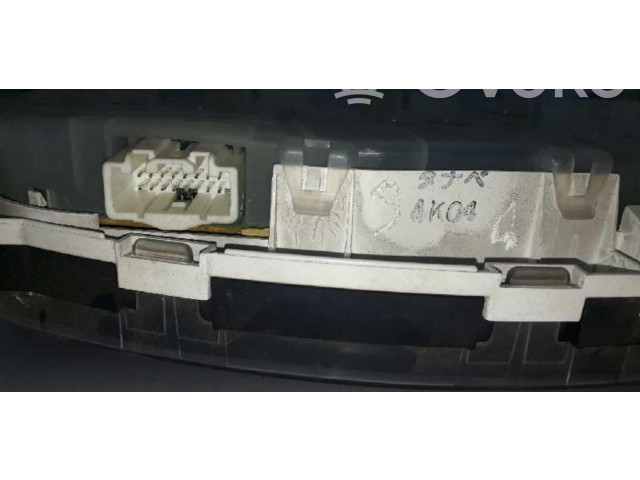 Přístrojová deska  Mazda 6 2004 5GGK3E  