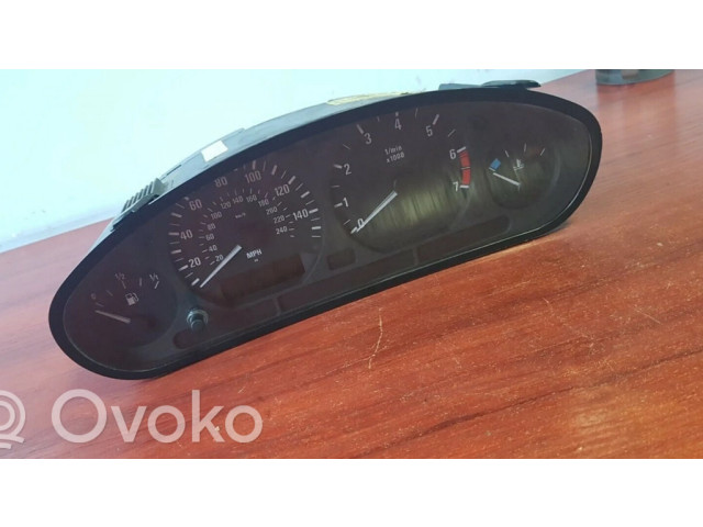 Přístrojová deska  BMW 5 E34 1988 62116905061  