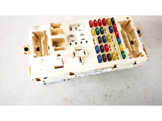 Блок предохранителей  46797609, 46750594   Fiat Stilo    