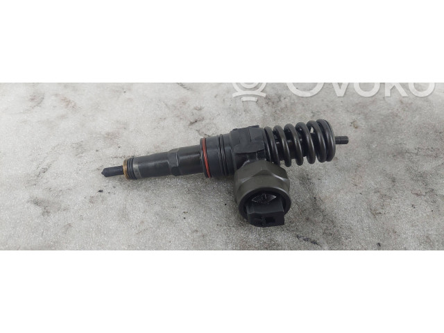 Vstřikovač 038130073AC, 010209   Volkswagen Sharan     