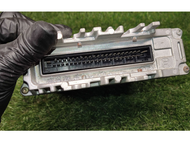 Блок управления двигателем ECU 1H0907311F, 0261200760   Volkswagen Golf III 1994