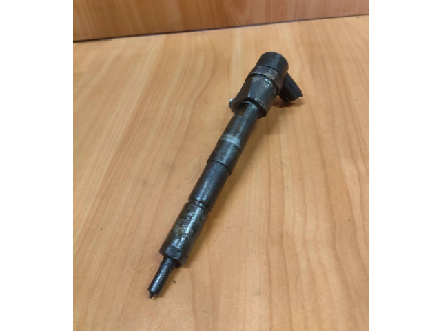 Vstřikovač 0445110111   Alfa Romeo GT  pro naftový motor 1.9  