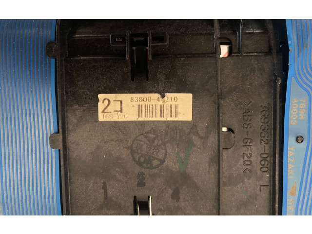 Панель приборов 769362030, 8380048210   Toyota Prius (XW20)       