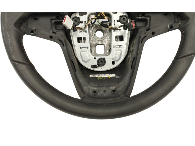 Volant Opel Astra J 2011 13351021  