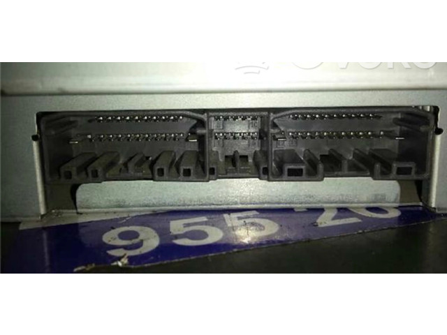 Радио/ проигрыватель CD/DVD / навигация    Chrysler Sebring (JS)