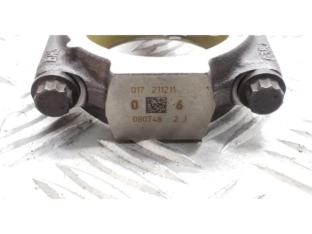  Поршень с шатуном CFGB 038J, 211211  Volkswagen Tiguan  