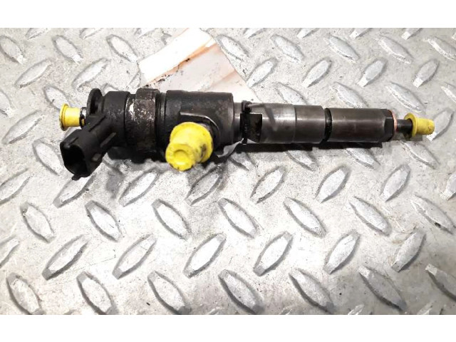Vstřikovač 0445110135   Opel Vectra B    X16XEL 