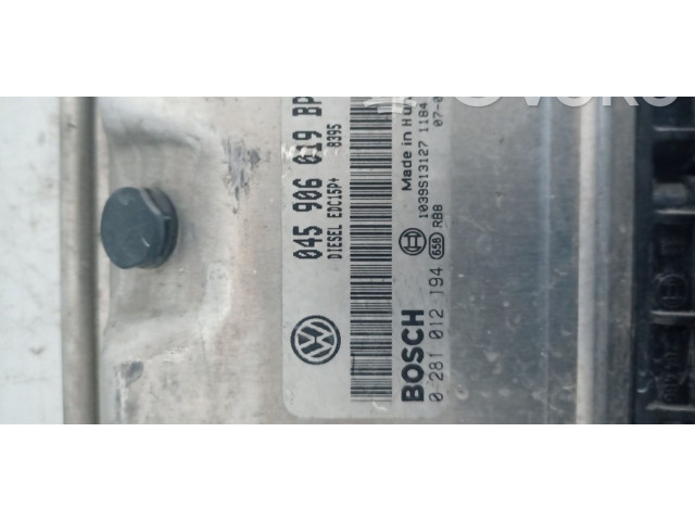Блок управления впрыском 03E906033T, 03E906033T   Volkswagen Polo