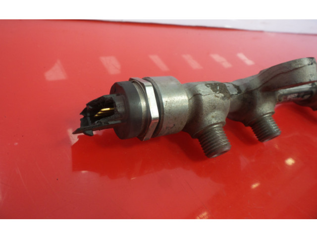 Vstřikovací lišta 0445214177, 107780-0531   Toyota Auris 150     