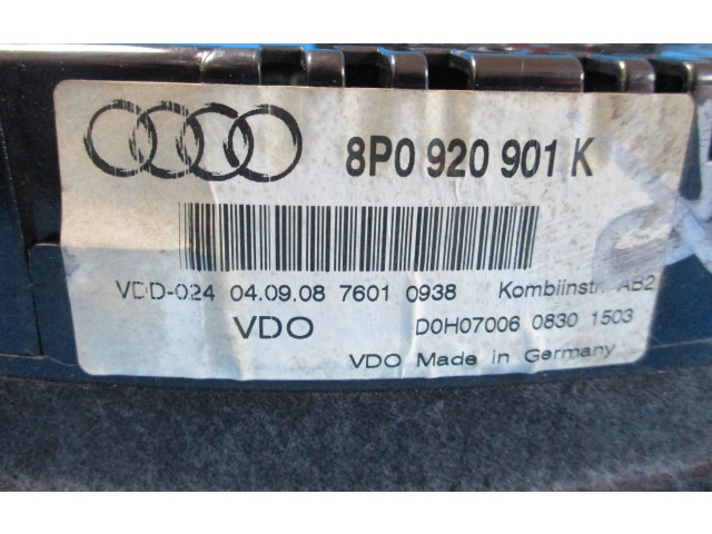 Přístrojová deska  Audi A3 S3 8P 2009   