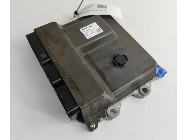 Řídící jednotka 32383797   Volvo XC40 2024