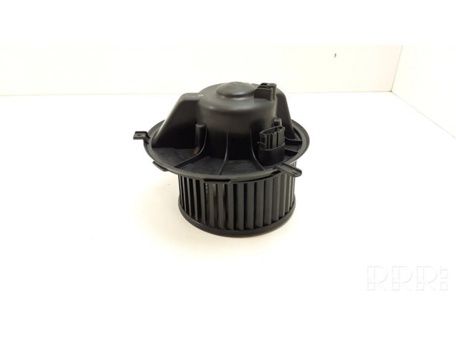 Вентилятор печки    1K1819015, 983226W   Volkswagen Golf V