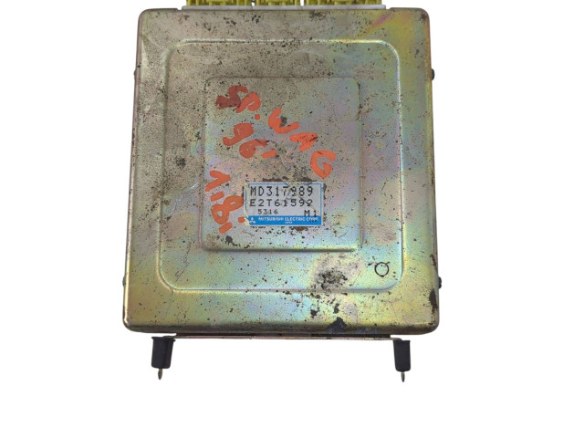 Блок управления двигателя MD317989, E2T61592   Mitsubishi Space Runner