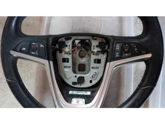 Руль Opel Astra J  2010-2015 года 13351022      