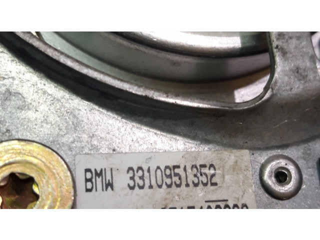 Подушка безопасности водителя 3310951352, 3715403388   BMW 7 E38