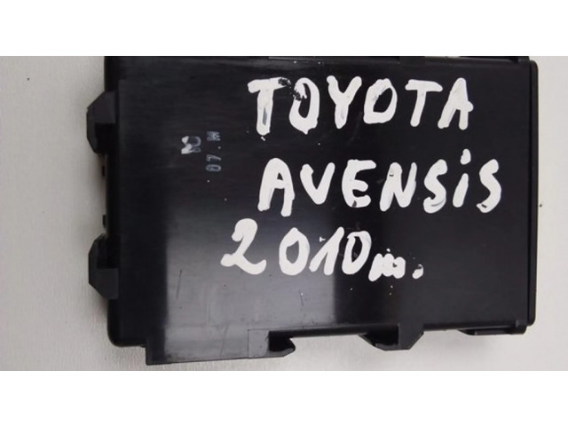 Блок управления 8969005010   Toyota Avensis T270