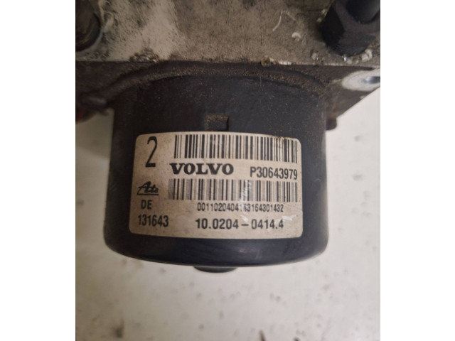 Jednotka ABS P30643979, 131643   Volvo V70 2005