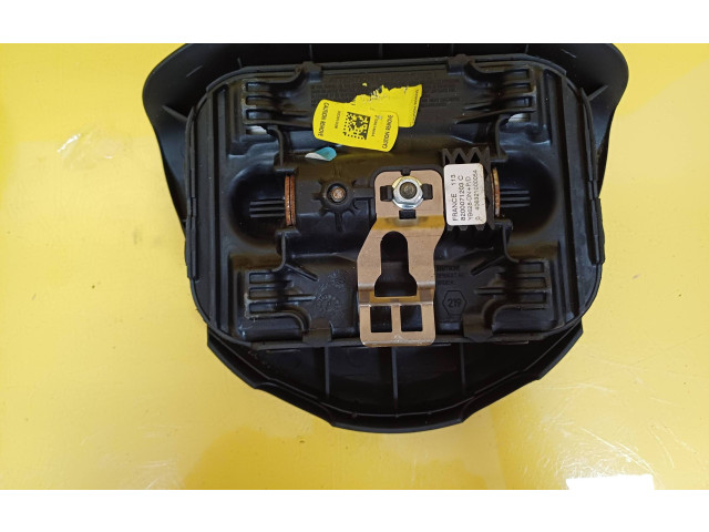 Руль Renault Espace IV  2002 - 2014 года 8200004211, 8200071203C      
