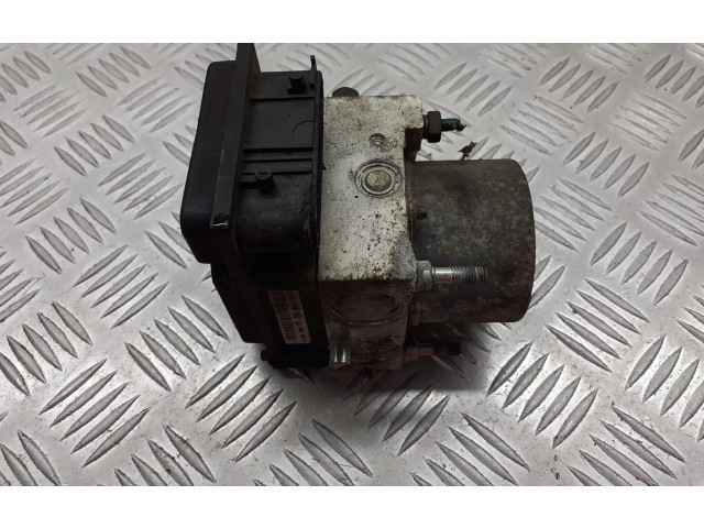 Jednotka ABS 8200229137   Renault Kangoo I 