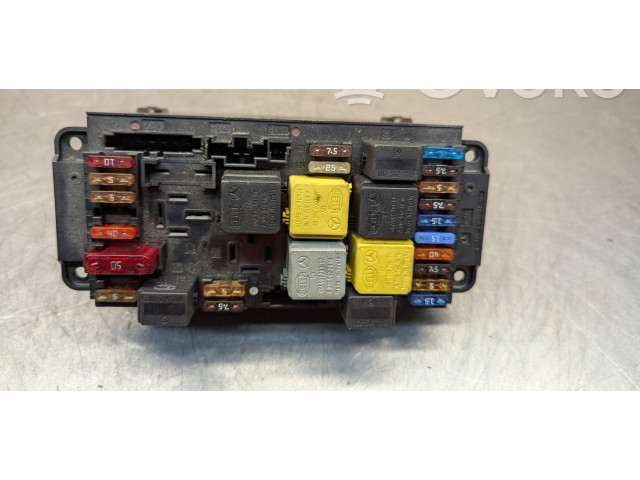 Блок предохранителей 2095450201, 5DK00848500   Mercedes-Benz CLK A209 C209