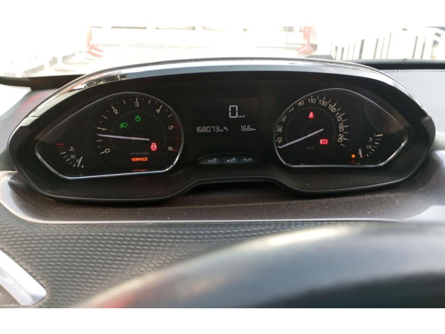 Přístrojová deska  Peugeot 2008 I 2013   