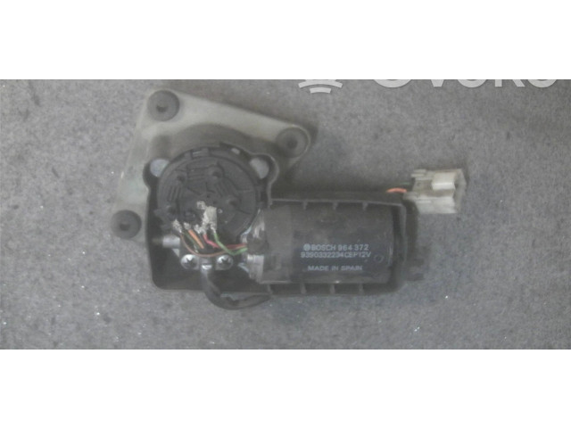 Моторчик дворников VSKABAC23U0177742    Nissan Serena