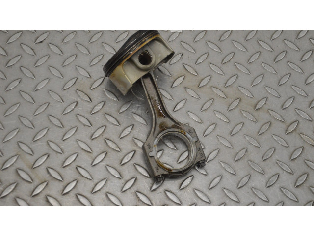 Píst 9A11031400R   Porsche 911 991    MA1.03 