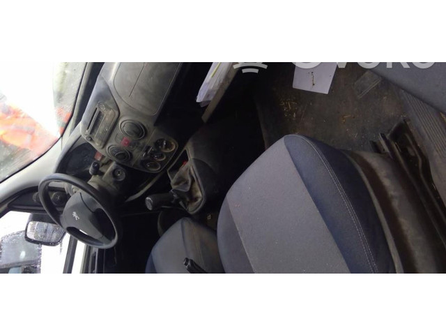 Přístrojová deska  Peugeot Bipper 2010 1611726480, 1611726480  