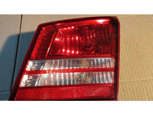 Задний фонарь правый сзади 04806368AB    Dodge Journey   