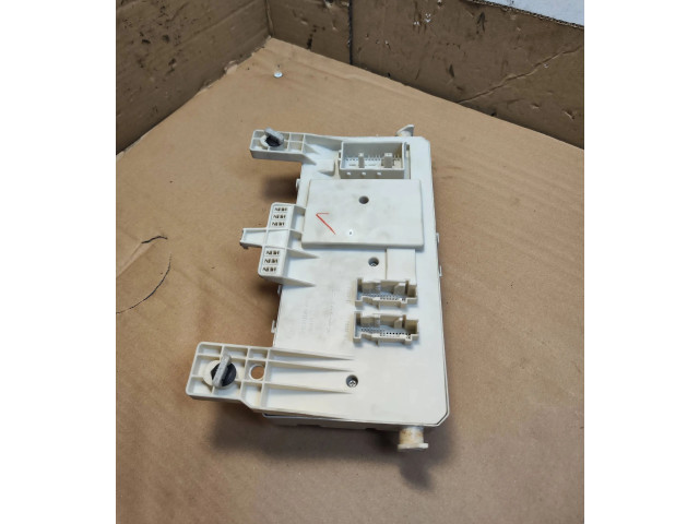   Pojistková skříňka BP8F66730G, 519080097   Mazda 3  2004