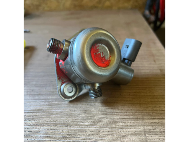 Vstřikovací čerpadlo 13517595339   BMW 7 F01 F02 F03 F04  pro benzínový / Электричество motor 4.4  
