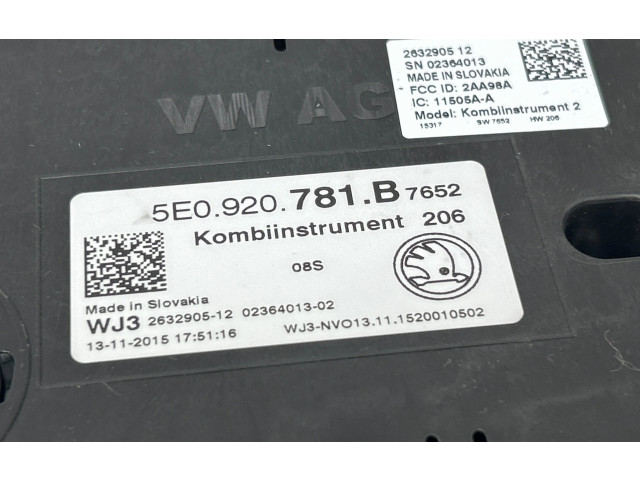 Přístrojová deska  Skoda Octavia Mk3 (5E) 2016 5E0920781B, 263290512  