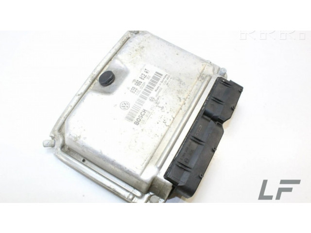 Блок управления двигателя 038906012AT, 0281010062   Seat Toledo II (1M)