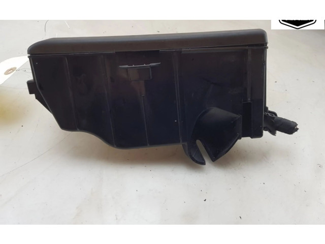   Pojistková skříňka 2Q0927165A, 2Q0927165A   Skoda Scala 2023