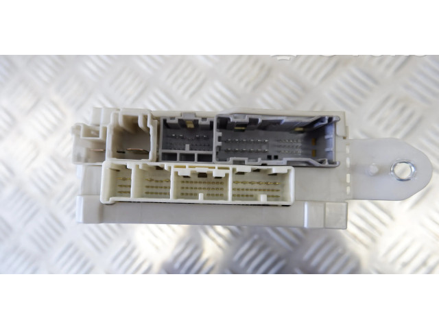 Блок предохранителей 8267050120, 8922850060   Lexus LS 460 - 600H    