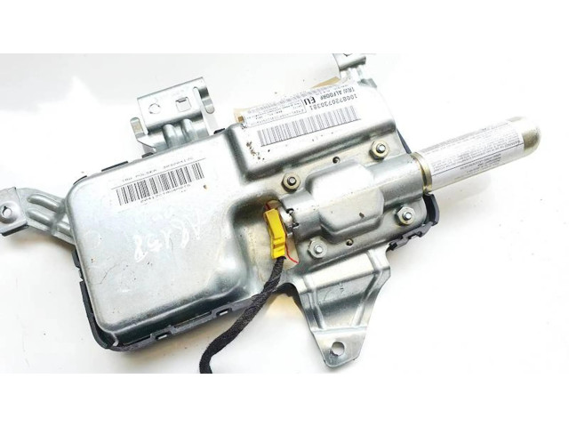 Подушка безопасности в сиденье a2038602605   Mercedes-Benz C W203