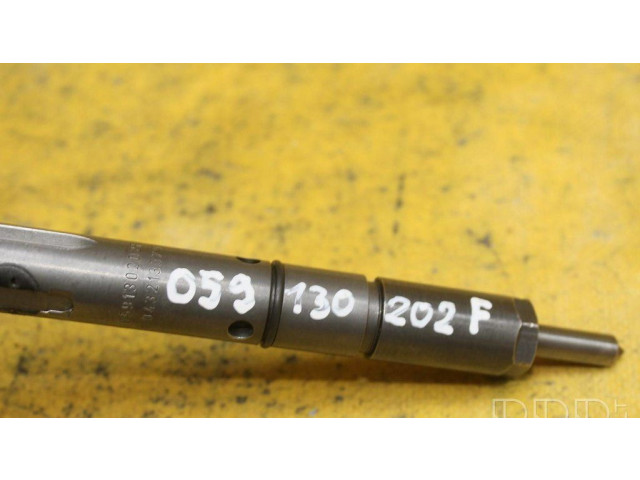 Vstřikovač 059130202F   Audi A4 S4 B6 8E 8H  pro naftový motor 2.5  