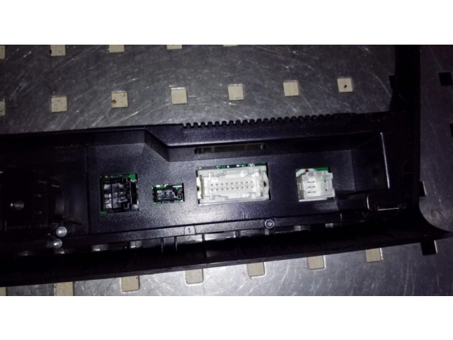 Блок управления климат-контролем 64113413866   BMW X3 E83