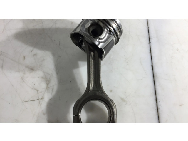 Píst 75L101   Ford Connect  pro naftový motor 1.6  