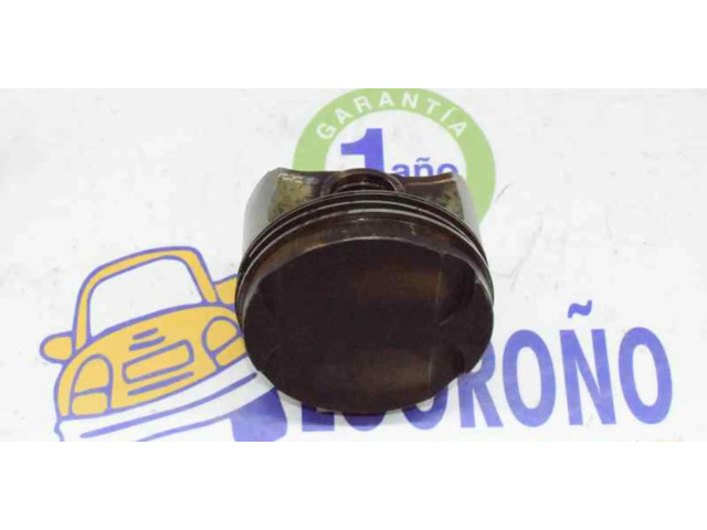 Píst 11251703456   BMW 5 E39   2.5  