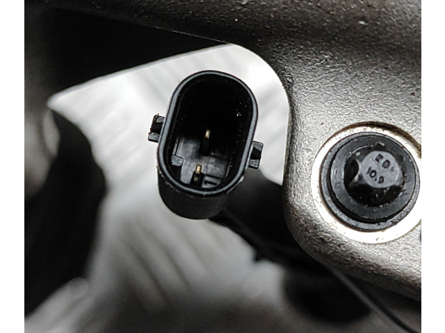 Vstřikovací lišta 7639990, 0261500484   BMW 2 F22 F23    B58 B30 A 
