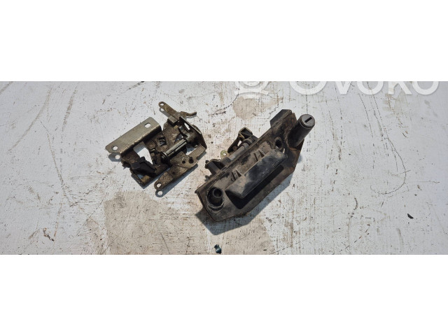 Замок багажника     Volkswagen Multivan T4 1991 - 2003 года