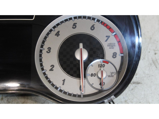 Přístrojová deska  Mercedes-Benz A W176 2014 A1769002903, A1729025105  