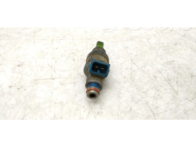 Форсунка INP068    Mitsubishi Colt  4G13 